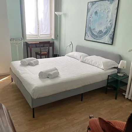 Апартаменты Splendido Quadrilocale Liberty In Porta Venezia