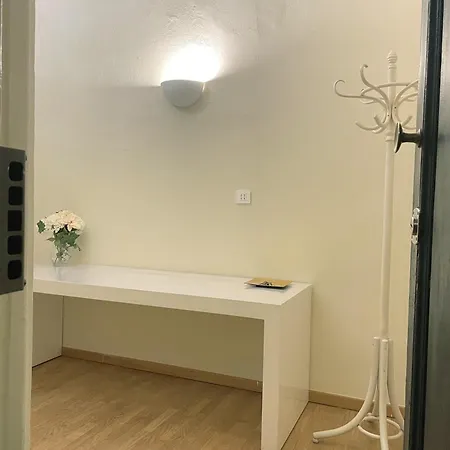 Apartment Splendido Quadrilocale Liberty In Porta Venezia