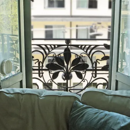 Apartment Splendido Quadrilocale Liberty In Porta Venezia Milan